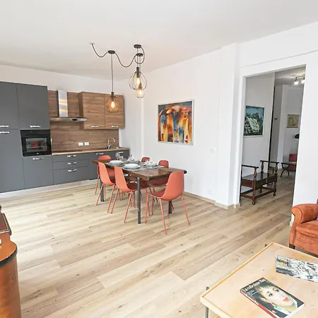 Apartment Orange - Trilocale Nel Centro Di